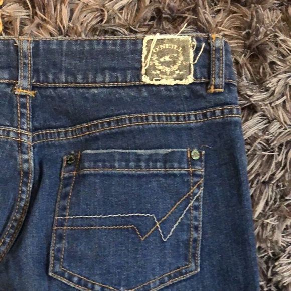 O’Neill blue denim jeans. EUC. Slight flare - Picture 7 of 7